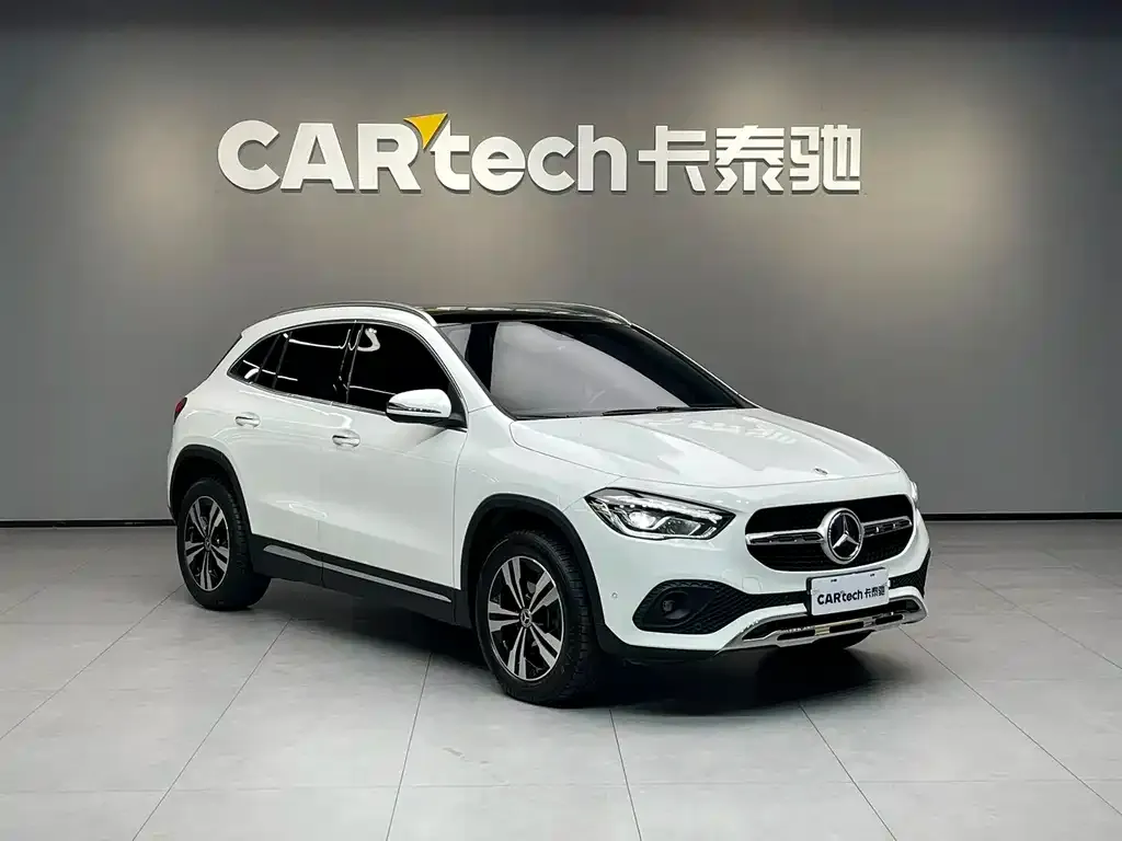 Mercedes-Benz GLA — фото 8