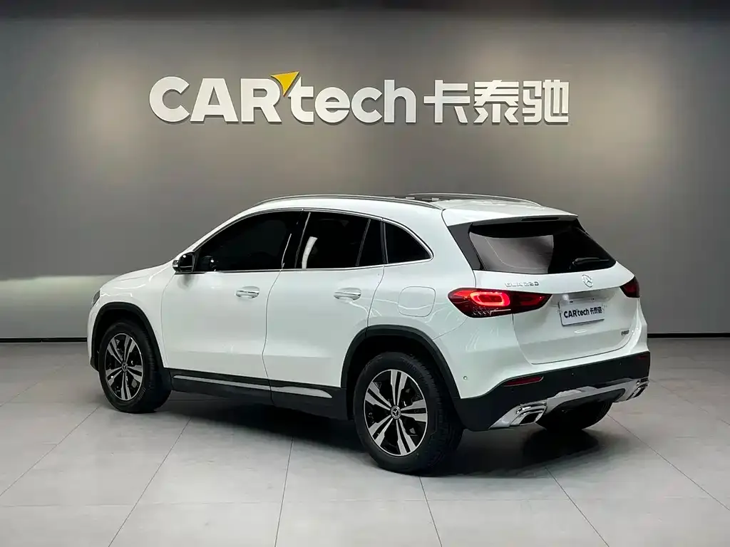 Mercedes-Benz GLA — фото 9