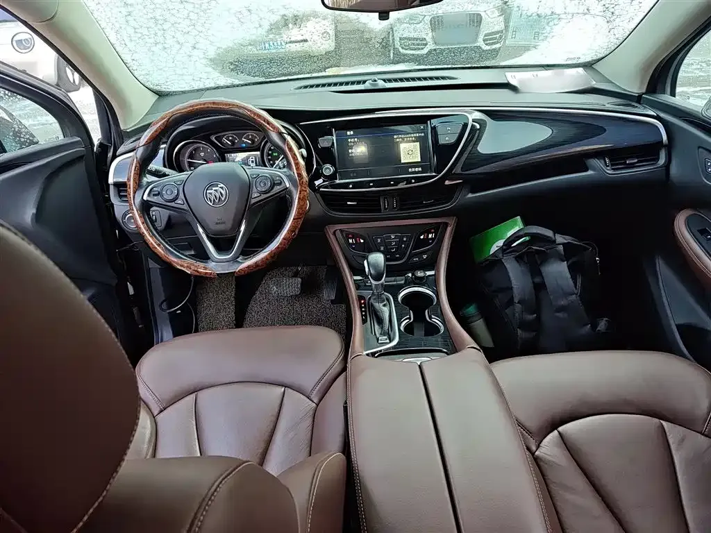 Buick Envision Plus — фото 10