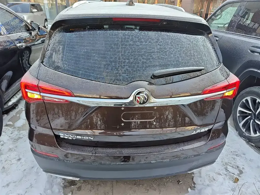 Buick Envision Plus — фото 6