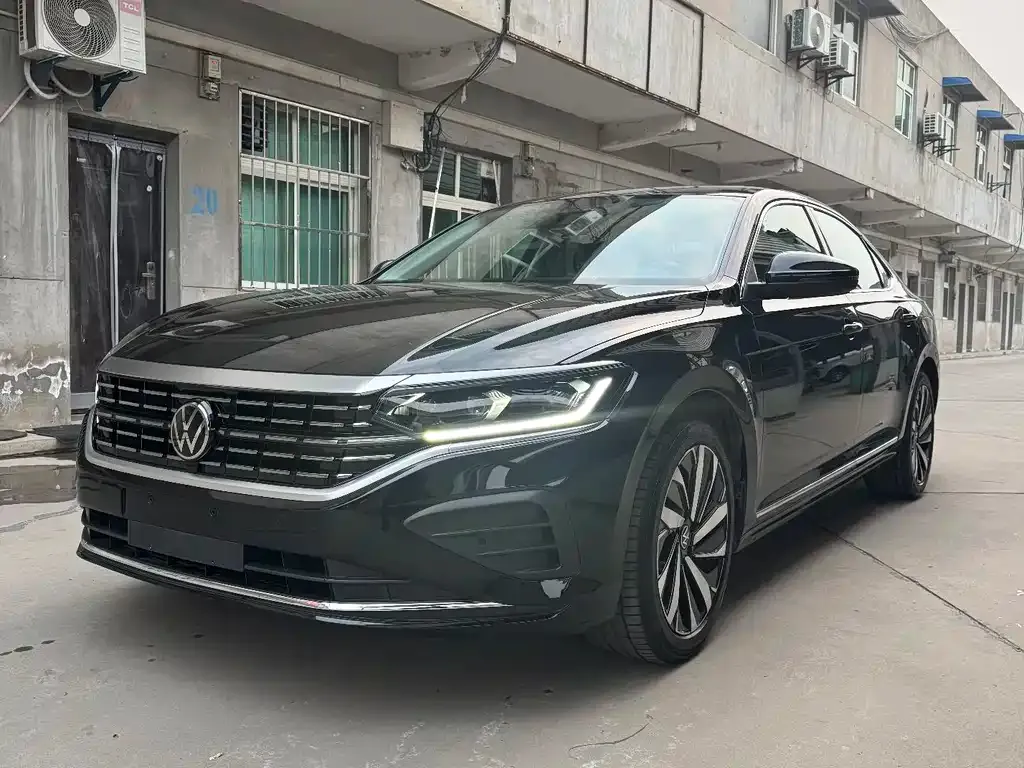 Volkswagen Passat 2024 из CN, фото 1