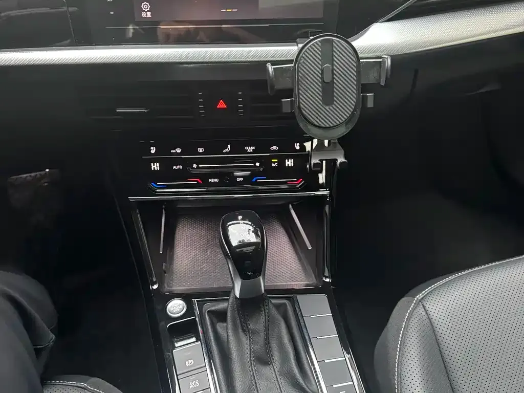 Volkswagen Passat 2024 из CN, фото 5