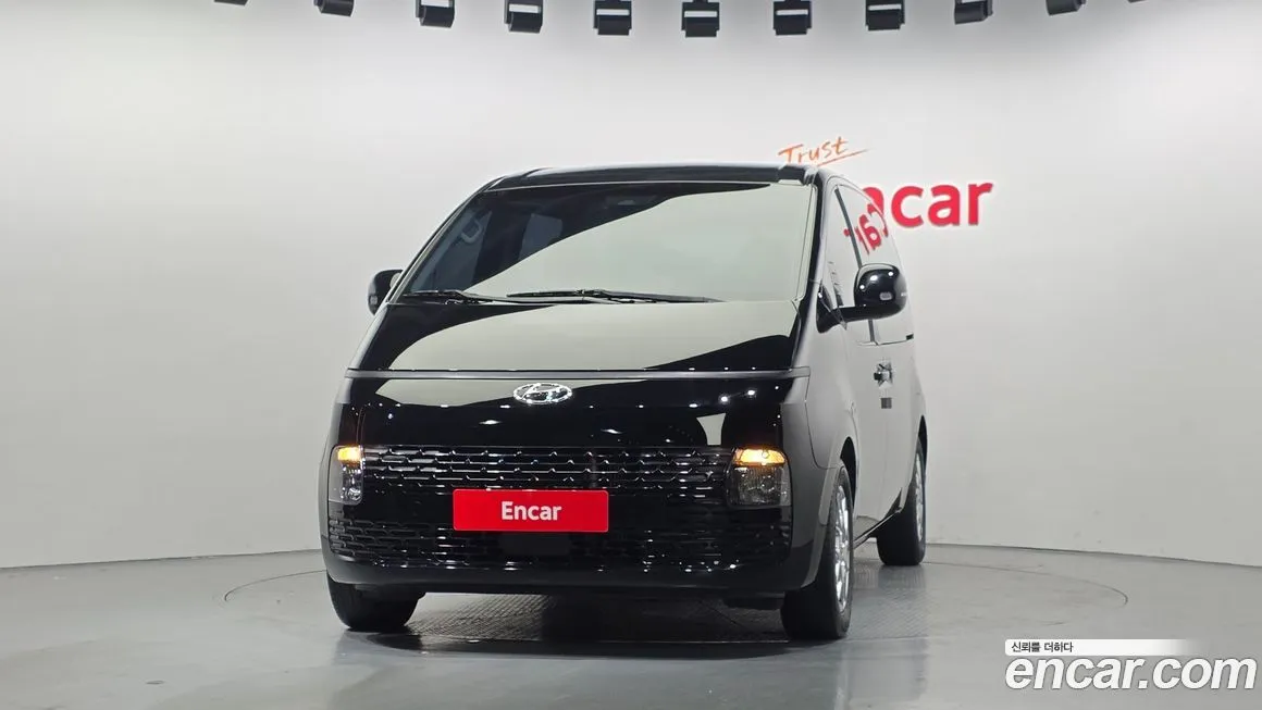 Hyundai Staria 2022 из KR, фото 2