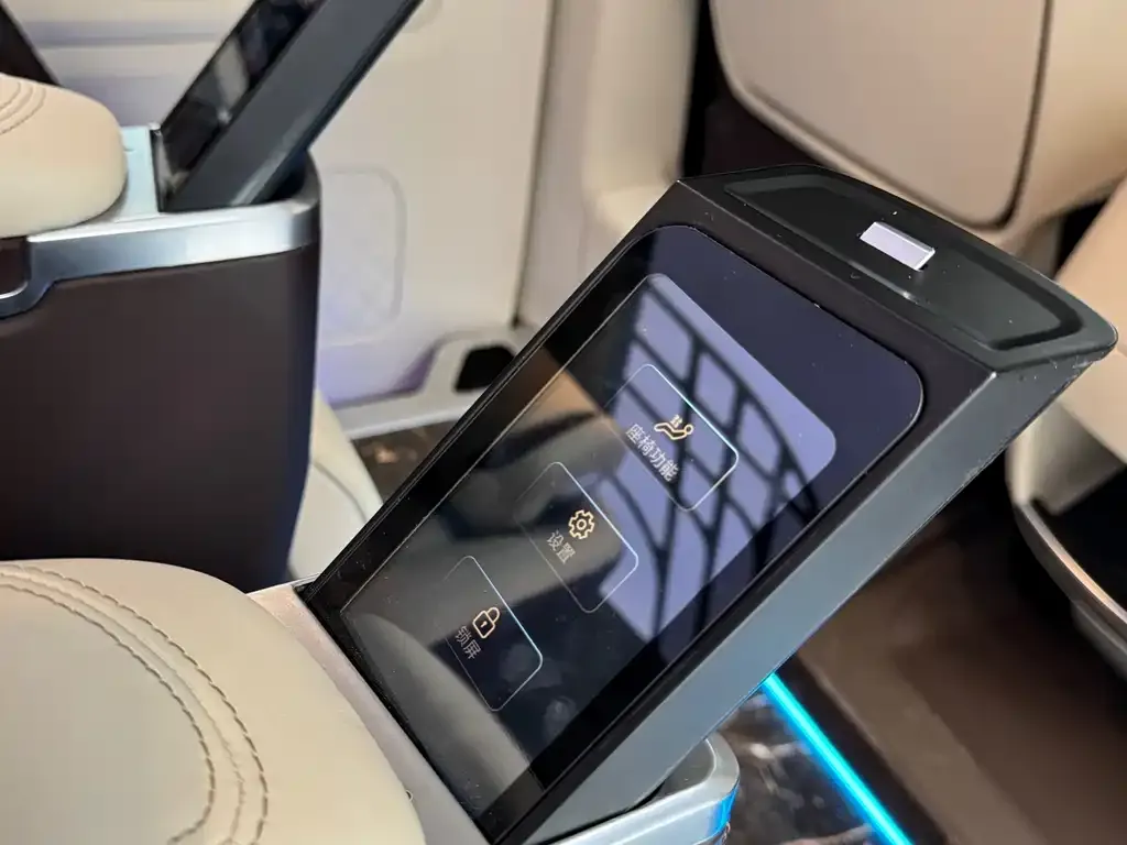 Mercedes-Benz Vito 2021 из CN, фото 4