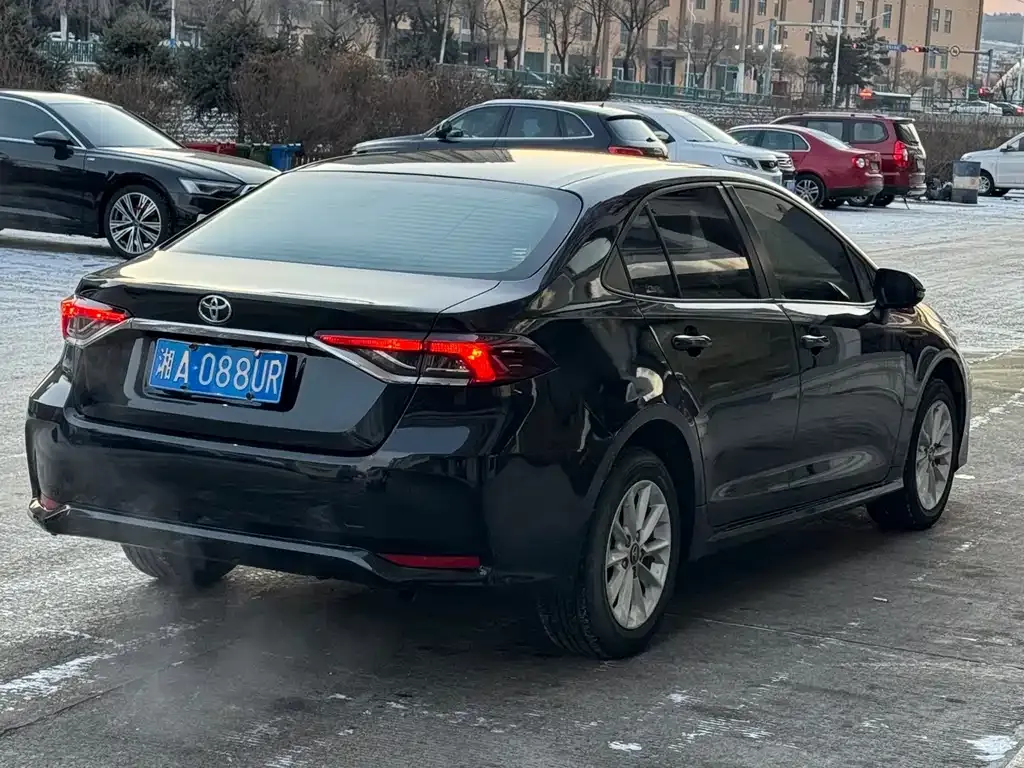 Toyota Corolla 2021 из CN, фото 9