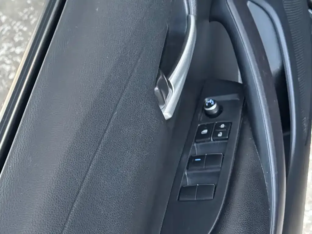 Toyota Corolla 2021 из CN, фото 6