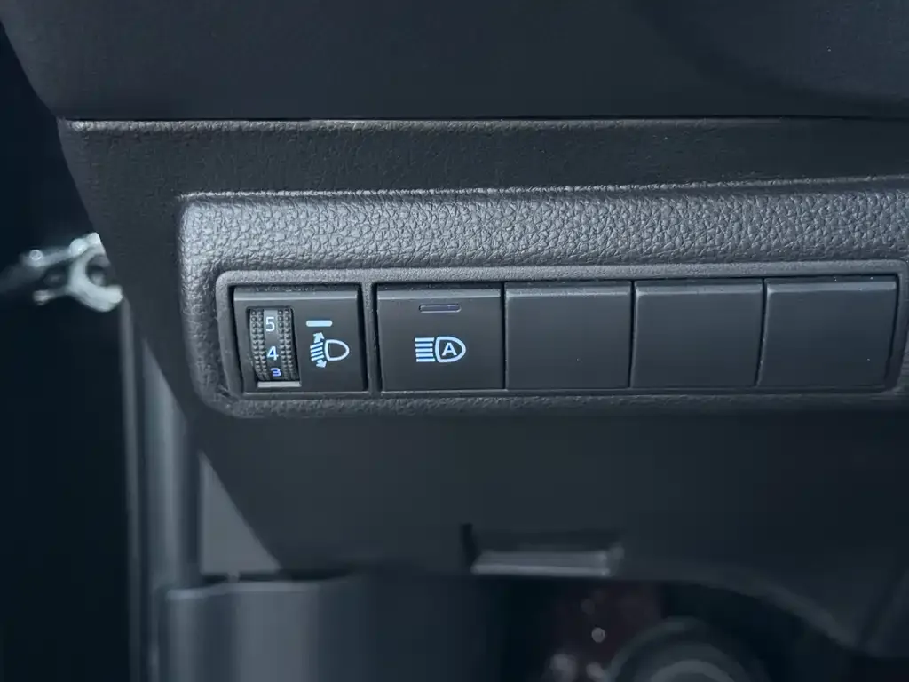 Toyota Corolla 2021 из CN, фото 3