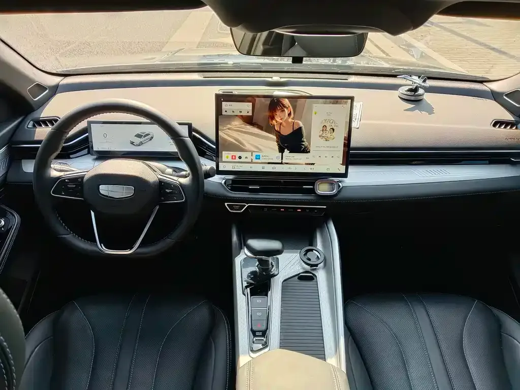 Geely Xingrui 2025 из CN, фото 10