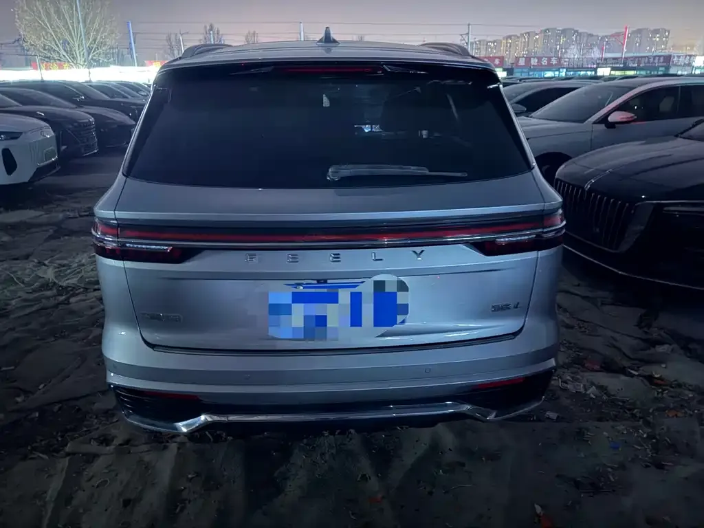 Geely Xingyue L 2023 из CN, фото 2