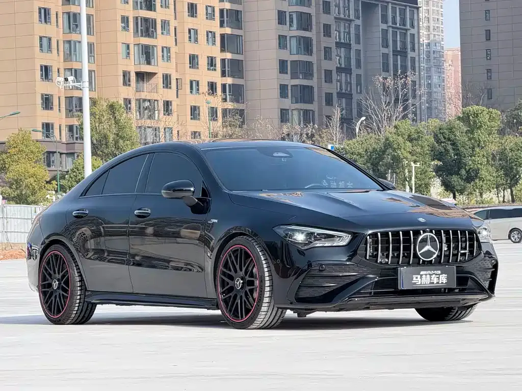 Mercedes-Benz CLA AMG — фото 7