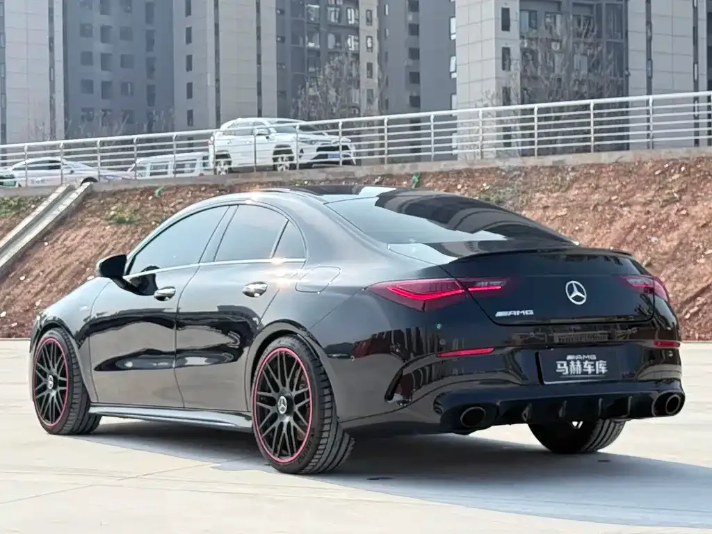 Mercedes-Benz CLA AMG — фото 9