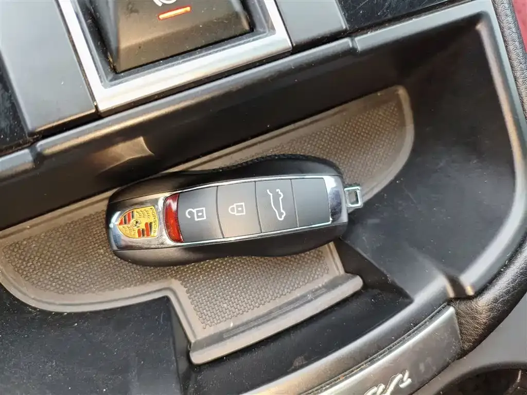 Porsche Macan 2023 из CN, фото 3