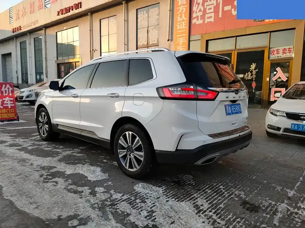 Ford Edge — фото 4