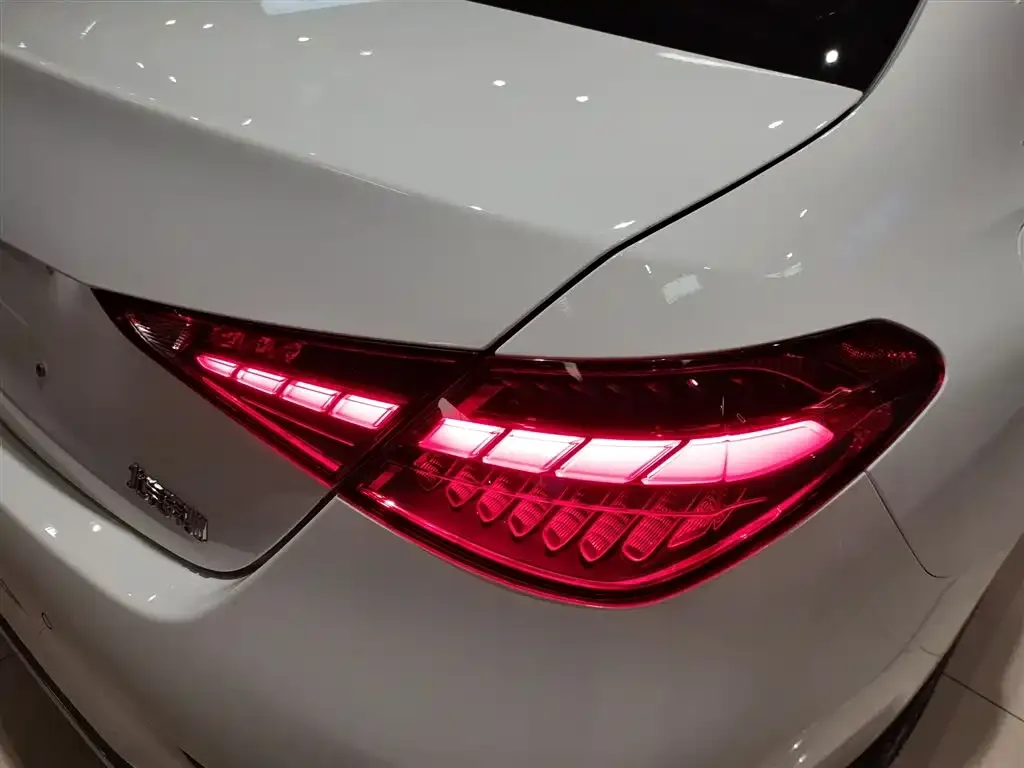 Mercedes-Benz C-Class 2024 из CN, фото 8