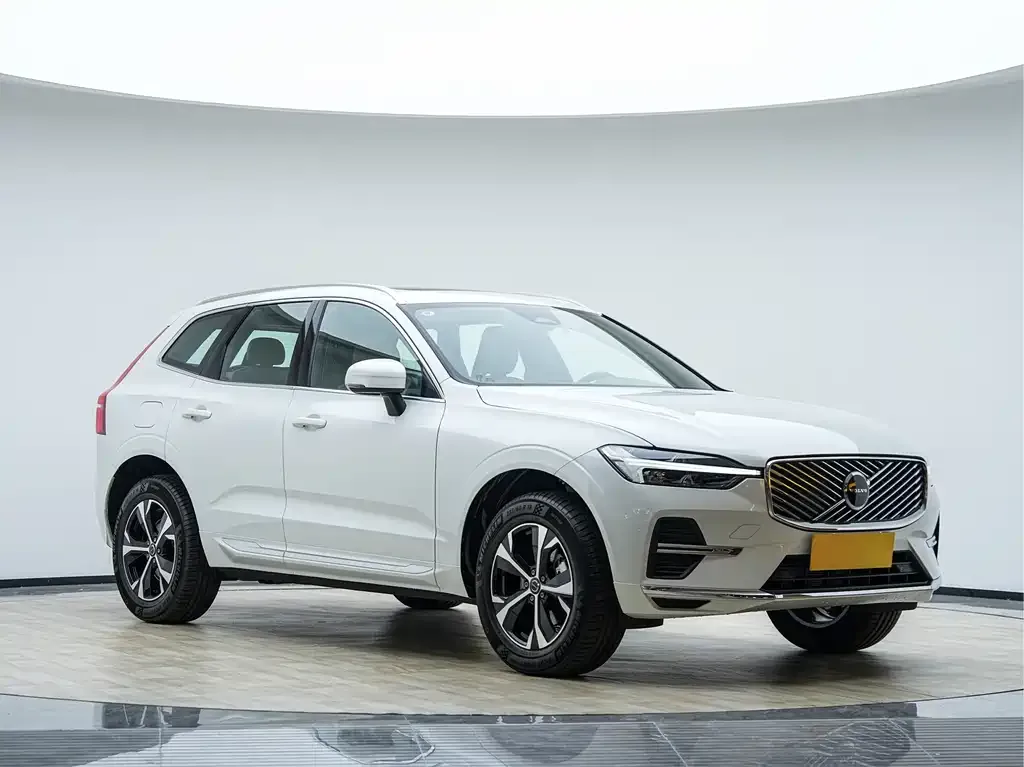Volvo XC60 — фото 3