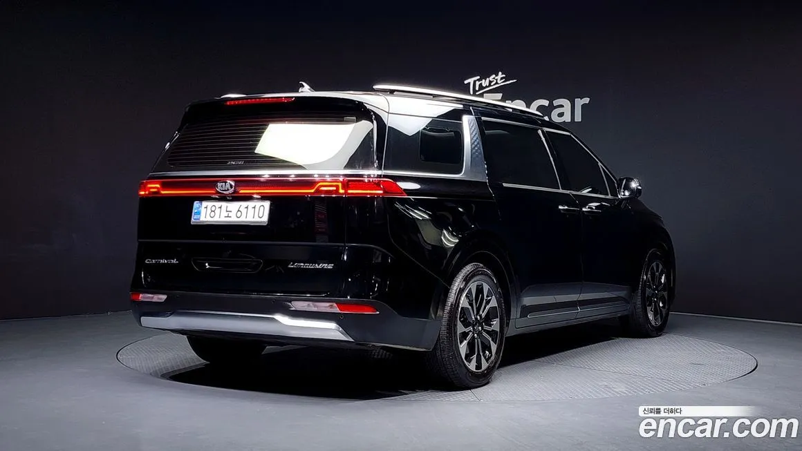 Kia Carnival — фото 2