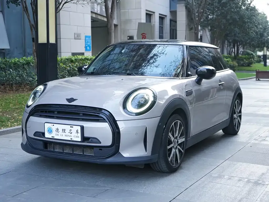 MINI Cooper (3-door) 2023 из CN, фото 1
