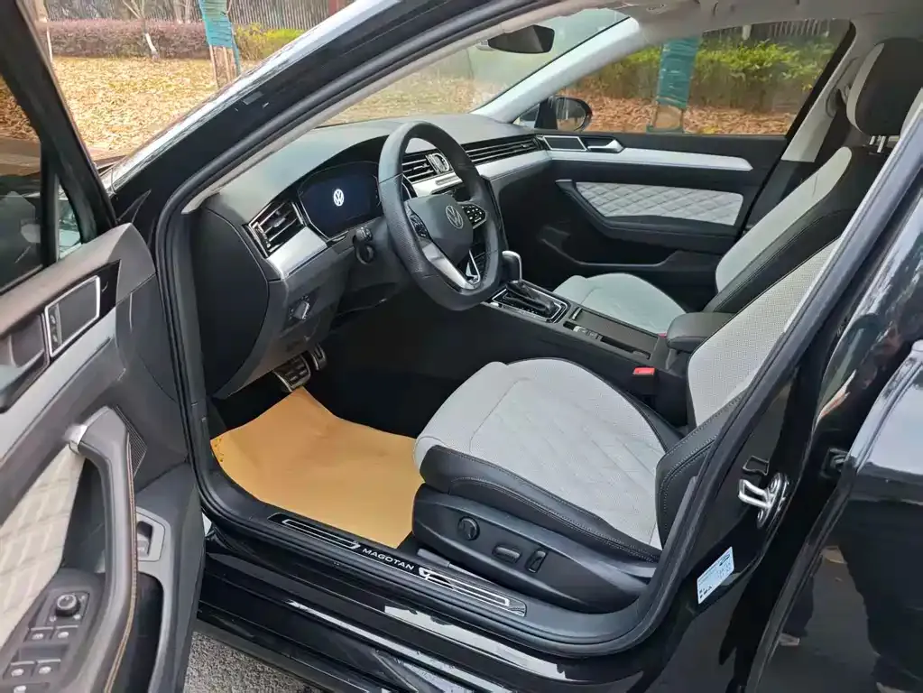 Volkswagen Magotan 2023 из CN, фото 6
