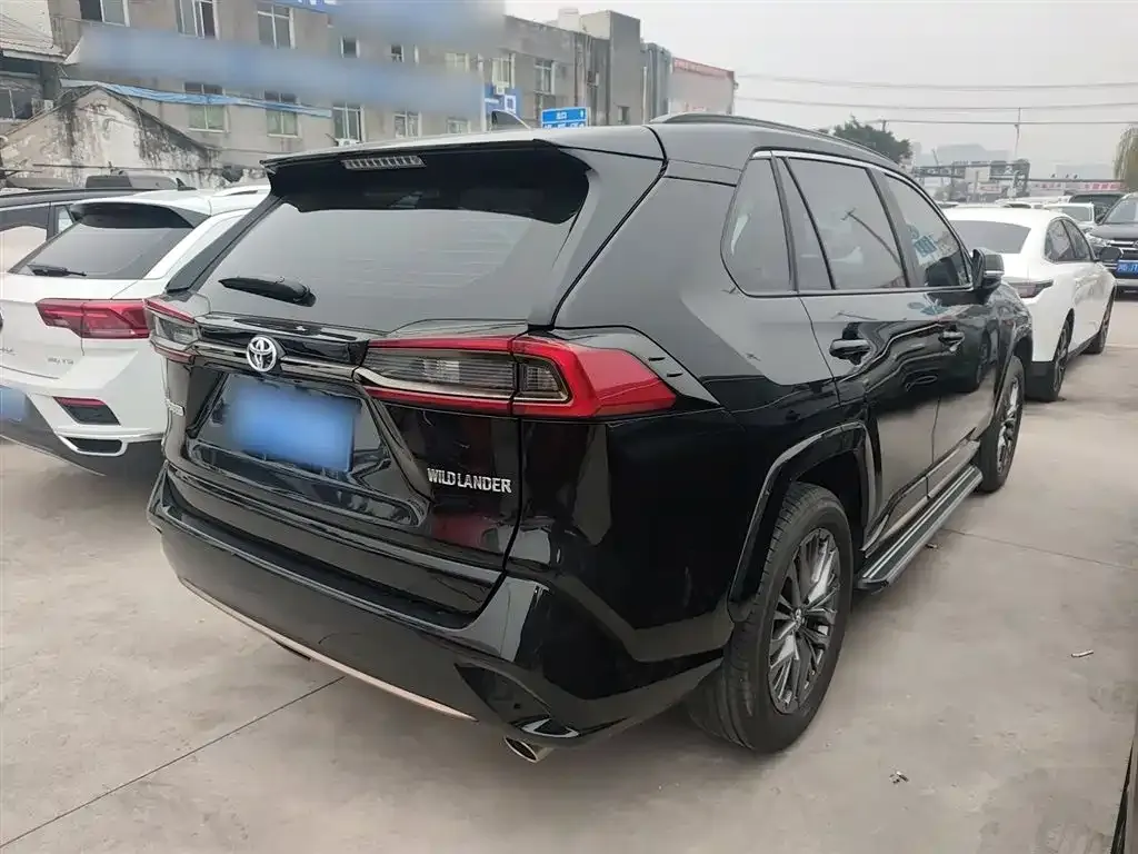 Toyota Wildlander 2024 из CN, фото 2