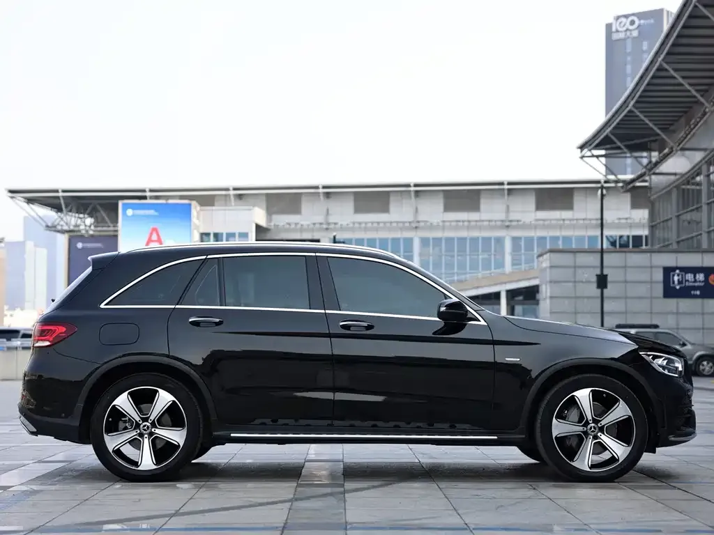 Mercedes-Benz GLC 2022 из CN, фото 9