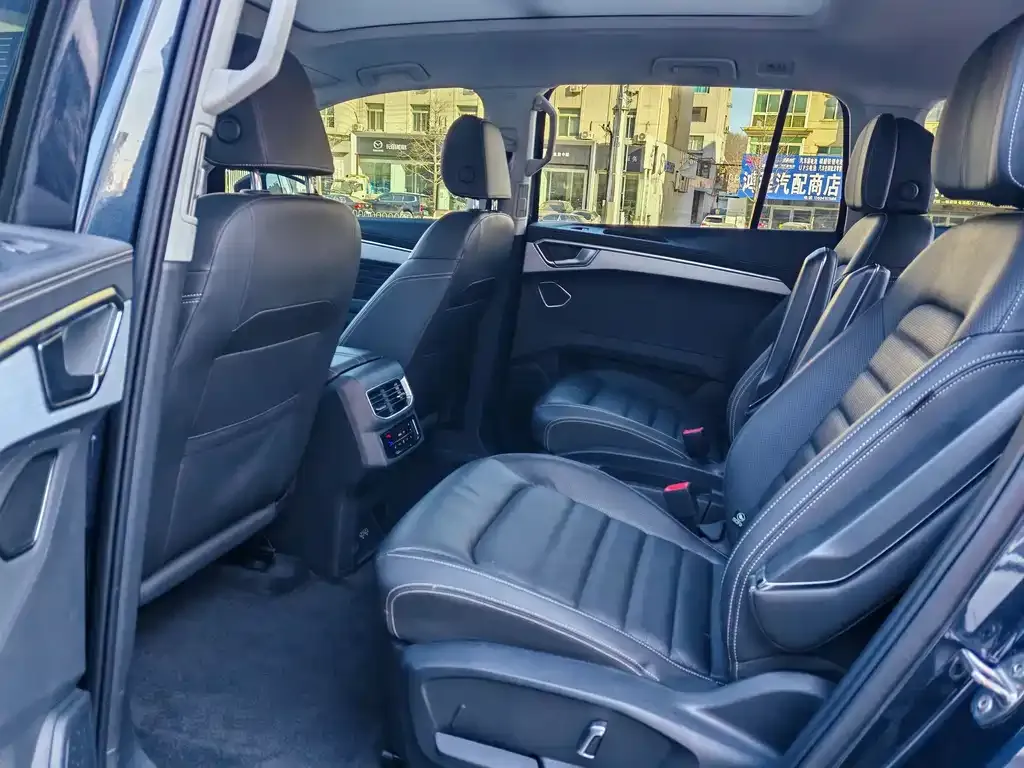 Volkswagen Talagon 2023 из CN, фото 8