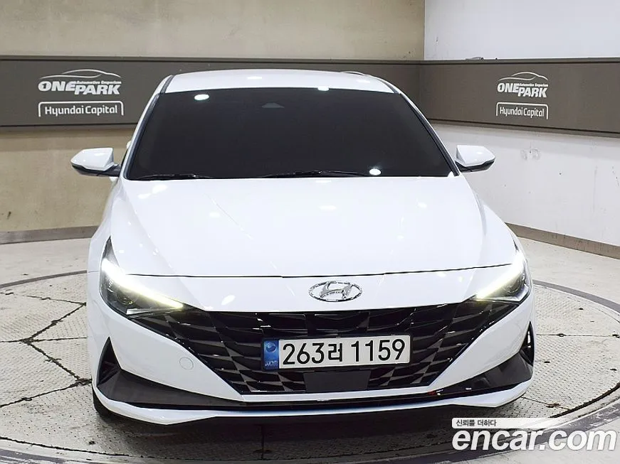Hyundai AVANTE — фото 2