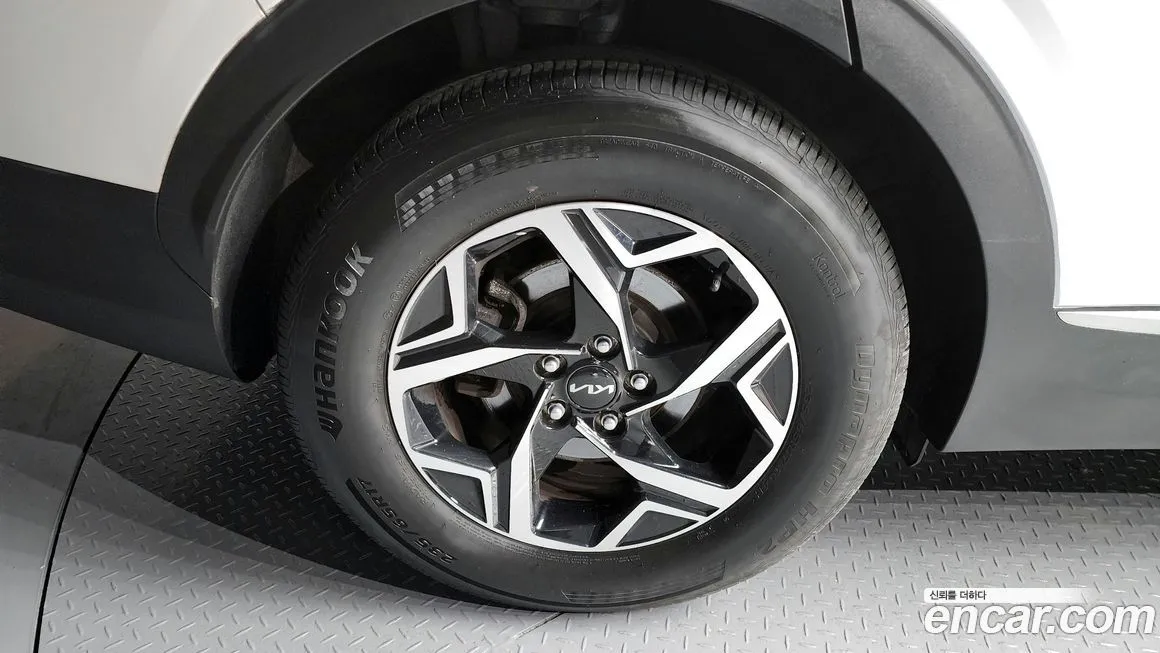 Kia Sportage — фото 7