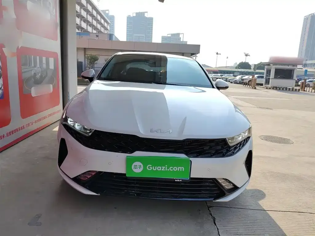 Kia K5 2025 из CN, фото 8