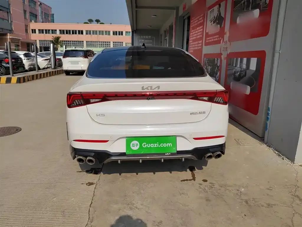 Kia K5 2025 из CN, фото 3