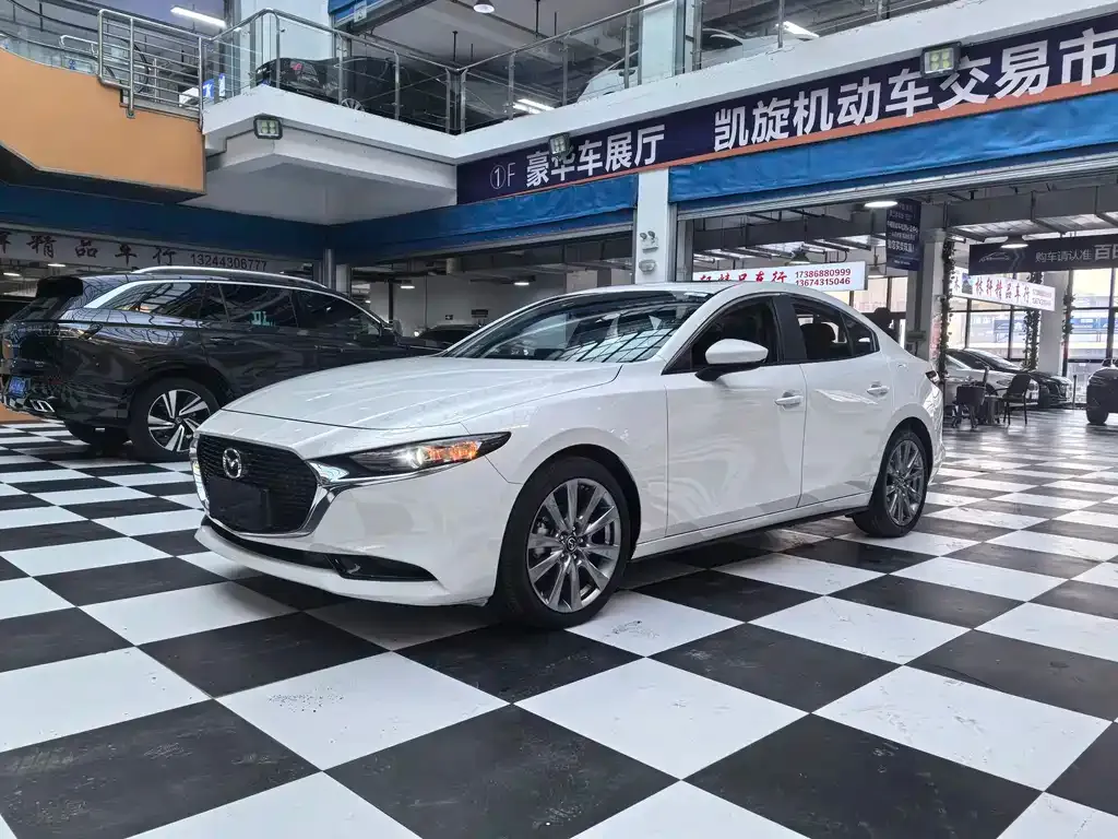 Mazda 3 Axela