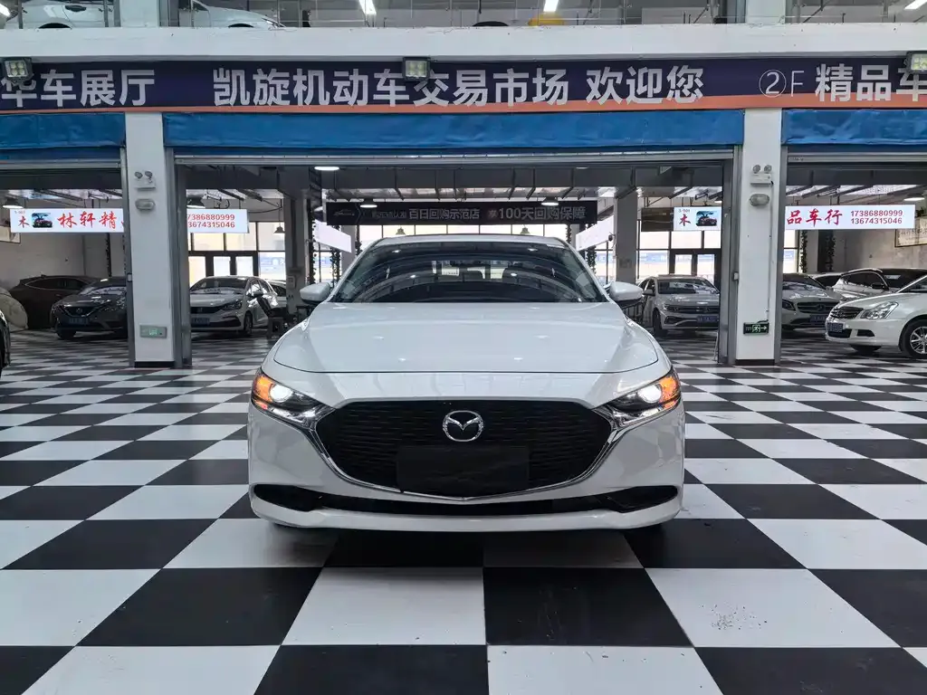 Mazda 3 Axela 2022 из CN, фото 6