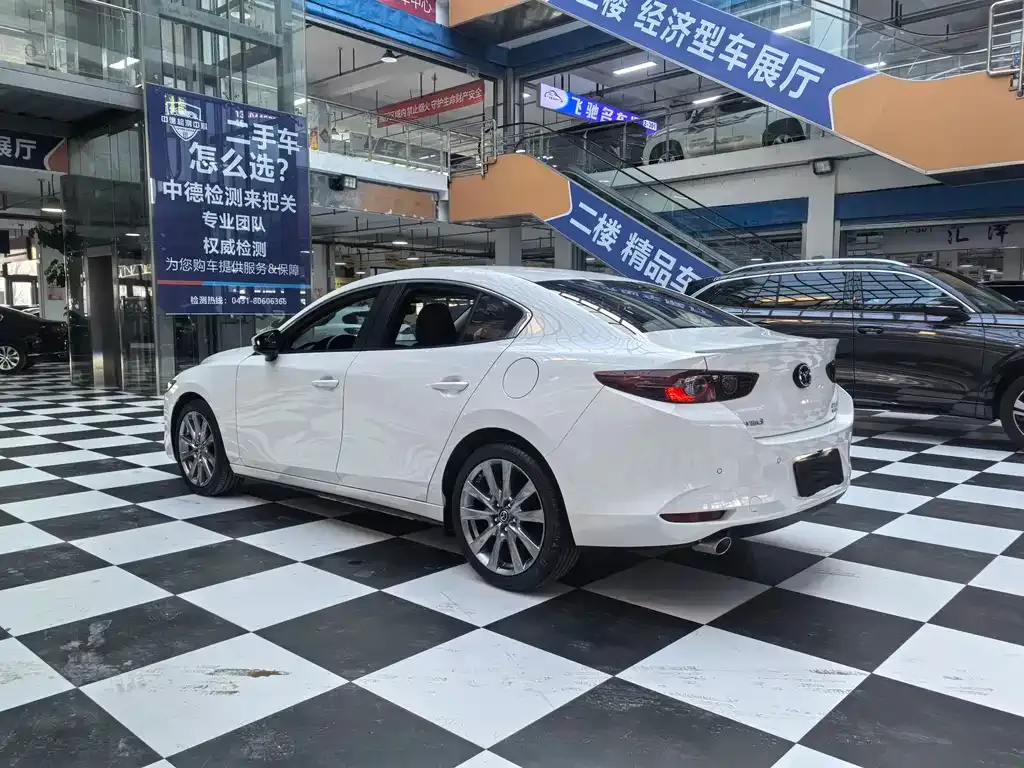 Mazda 3 Axela 2022 из CN, фото 10