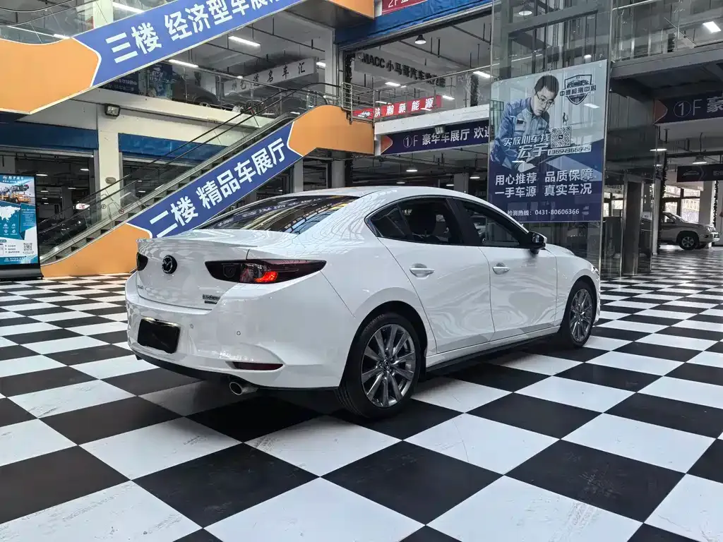 Mazda 3 Axela 2022 из CN, фото 7
