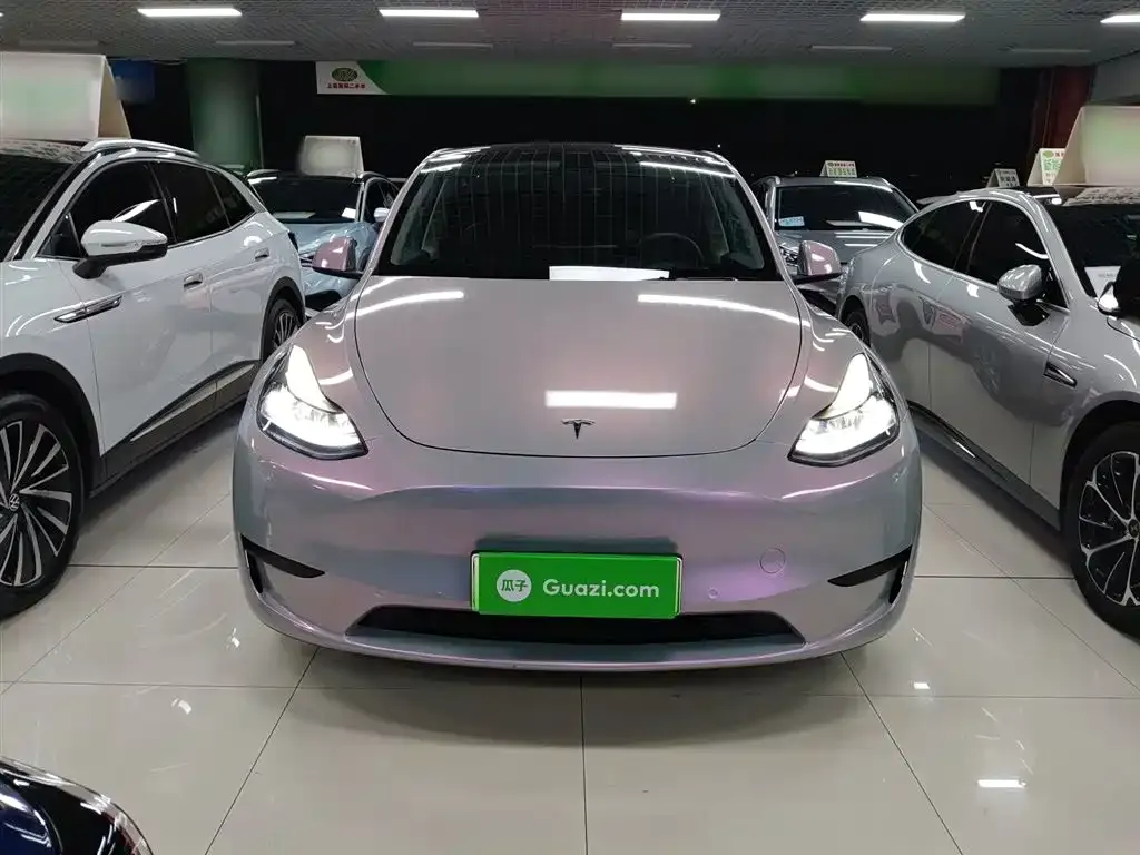 Tesla Model Y — фото 3