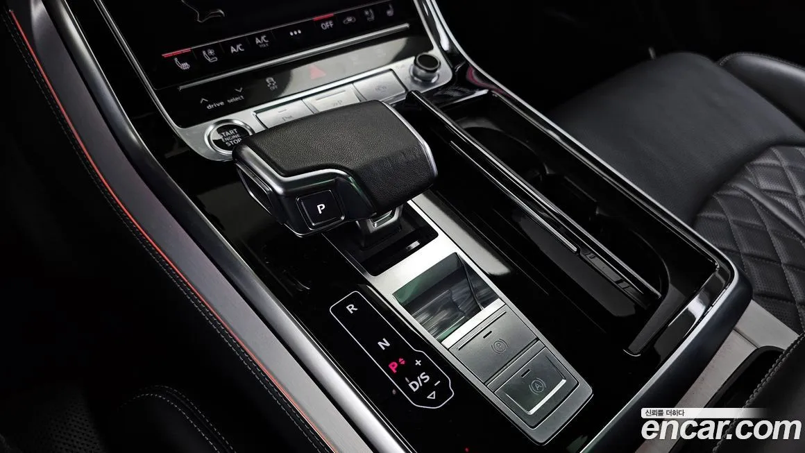 Audi Q8 — фото 8