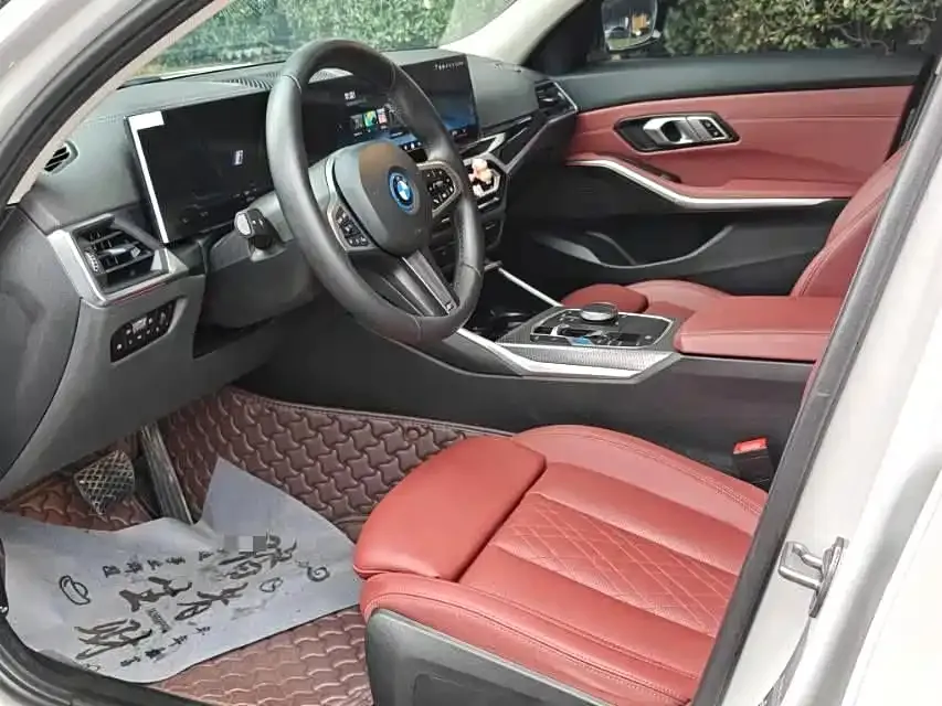 BMW i3 2024 из CN, фото 2