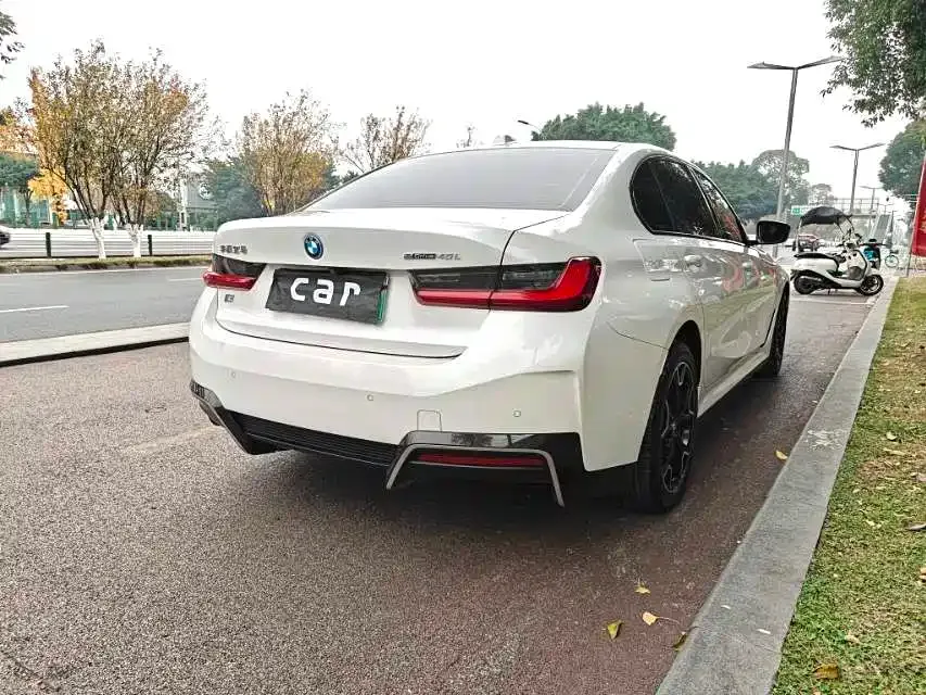 BMW i3 2024 из CN, фото 7