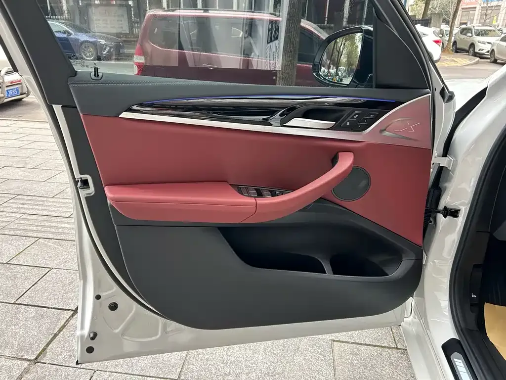 BMW X3 2024 из CN, фото 10