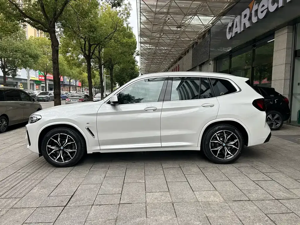 BMW X3 2024 из CN, фото 9