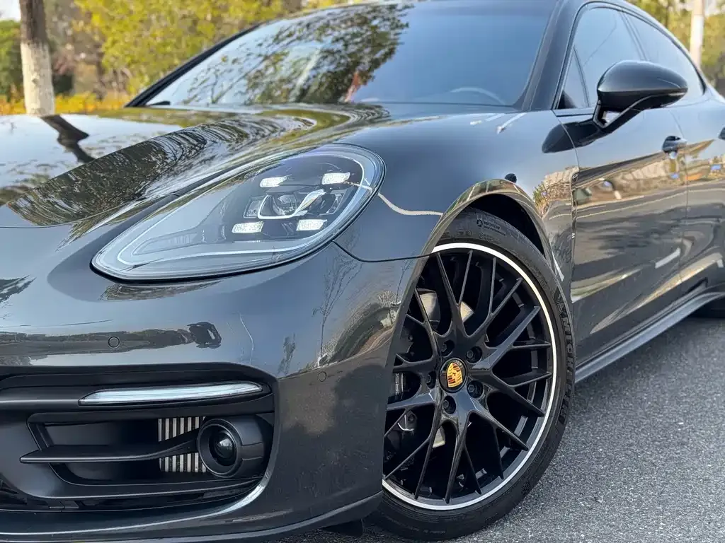 Porsche Panamera — фото 10