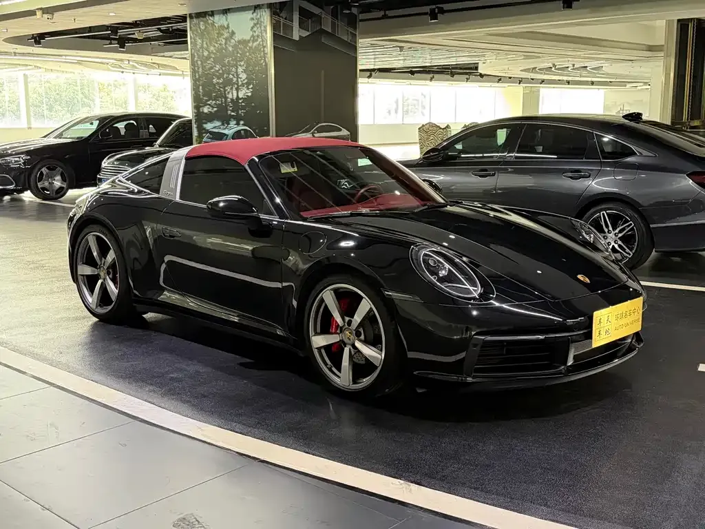 Porsche 911 2021 из CN, фото 5