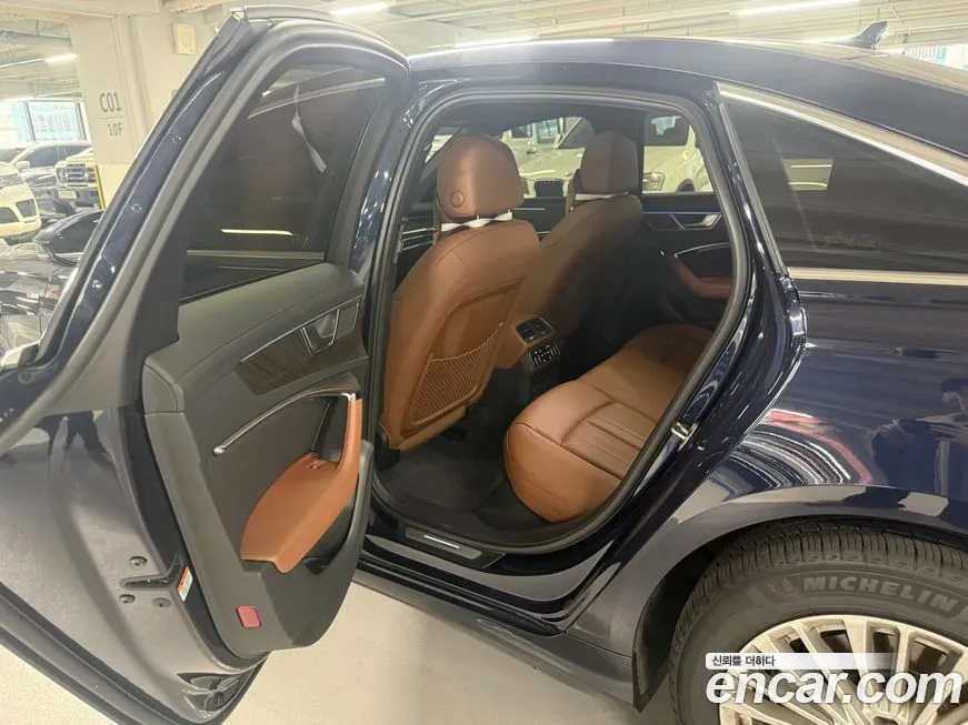 Audi A6 2021 из KR, фото 3