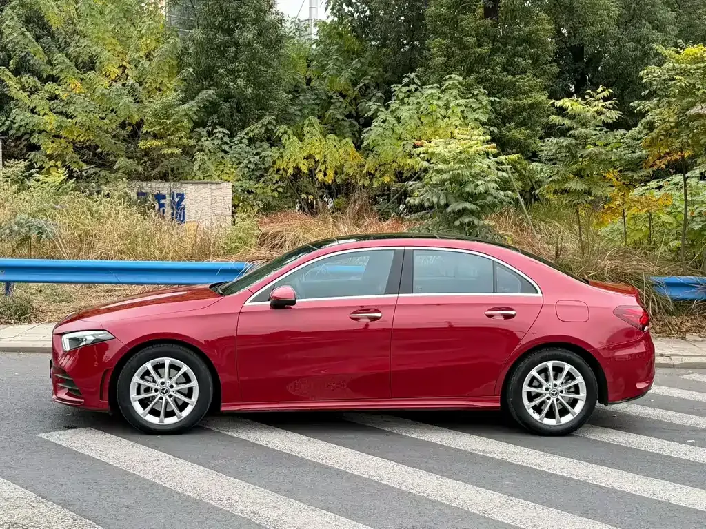 Mercedes-Benz A-Class 2021 из CN, фото 3