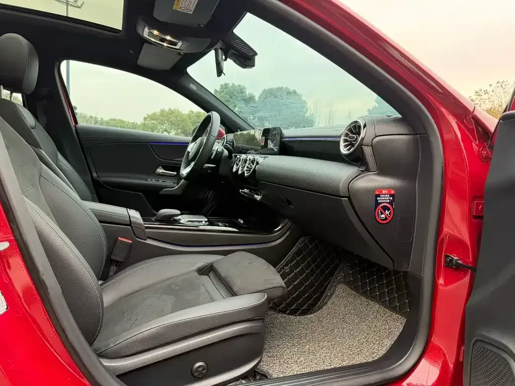 Mercedes-Benz A-Class 2021 из CN, фото 7
