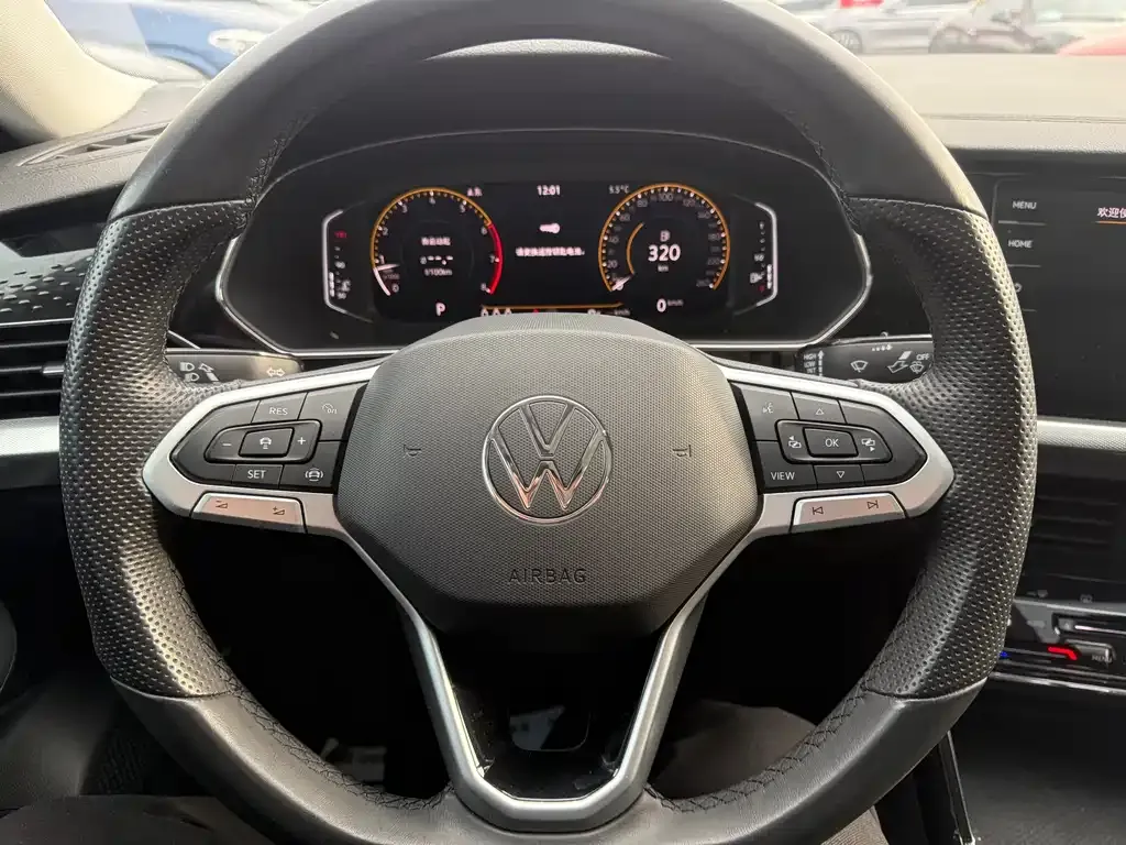 Volkswagen Passat 2021 из CN, фото 3