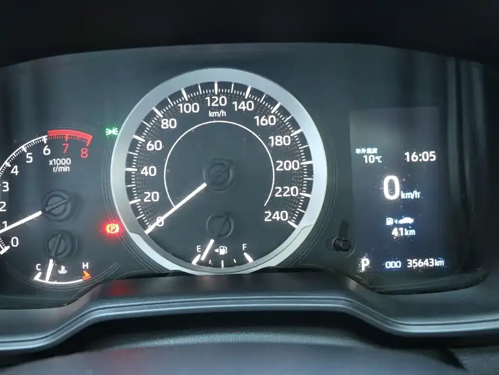 Toyota Corolla 2021 из CN, фото 8