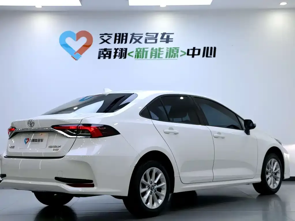 Toyota Corolla 2021 из CN, фото 6
