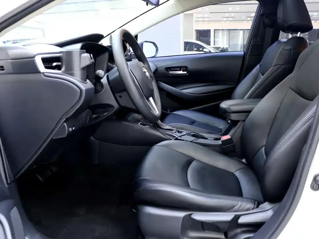 Toyota Corolla 2021 из CN, фото 7