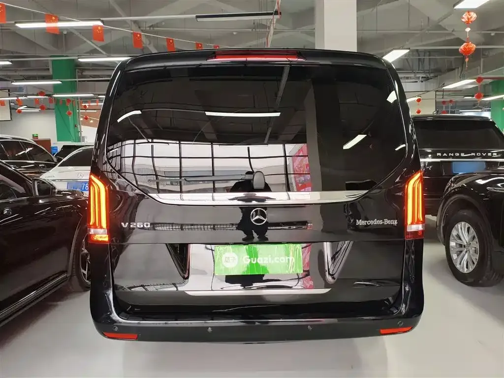 Mercedes-Benz V-Class 2023 из CN, фото 10