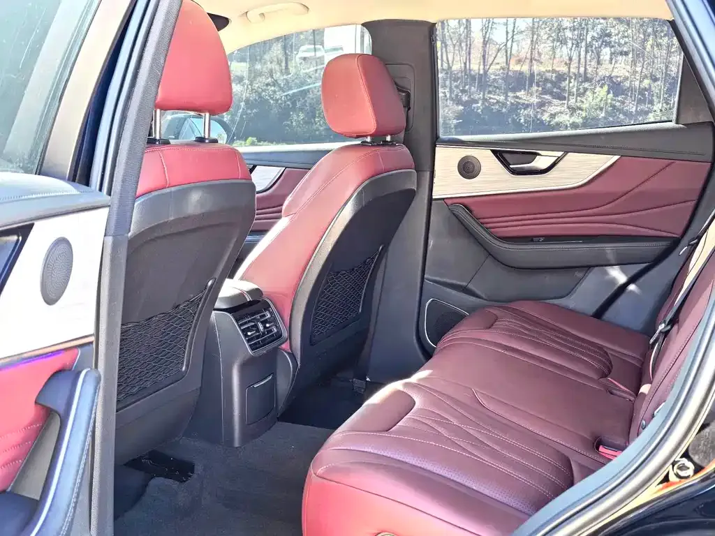 Hongqi HS5 2025 из CN, фото 4